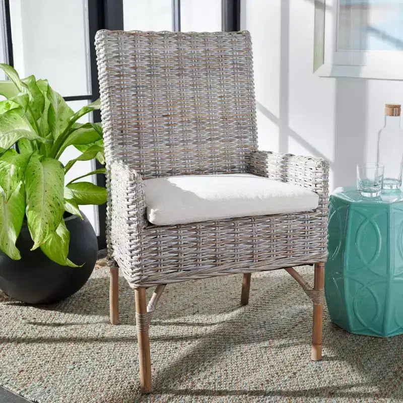 Fauteuil d'appoint en rotin avec coussin – Lavis blanc et gris, cadre en bois, 125 kg