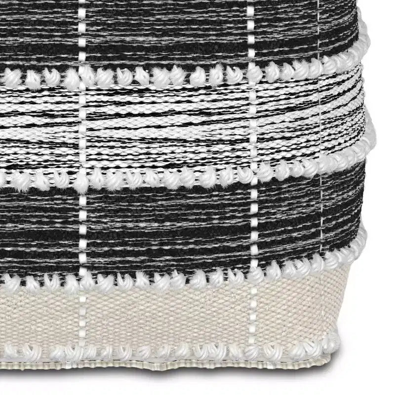 Pouf carré tissé - Blanc/Beige/Noir, Intérieur/Extérieur, Résistant aux UV, Capacité de 113 kg