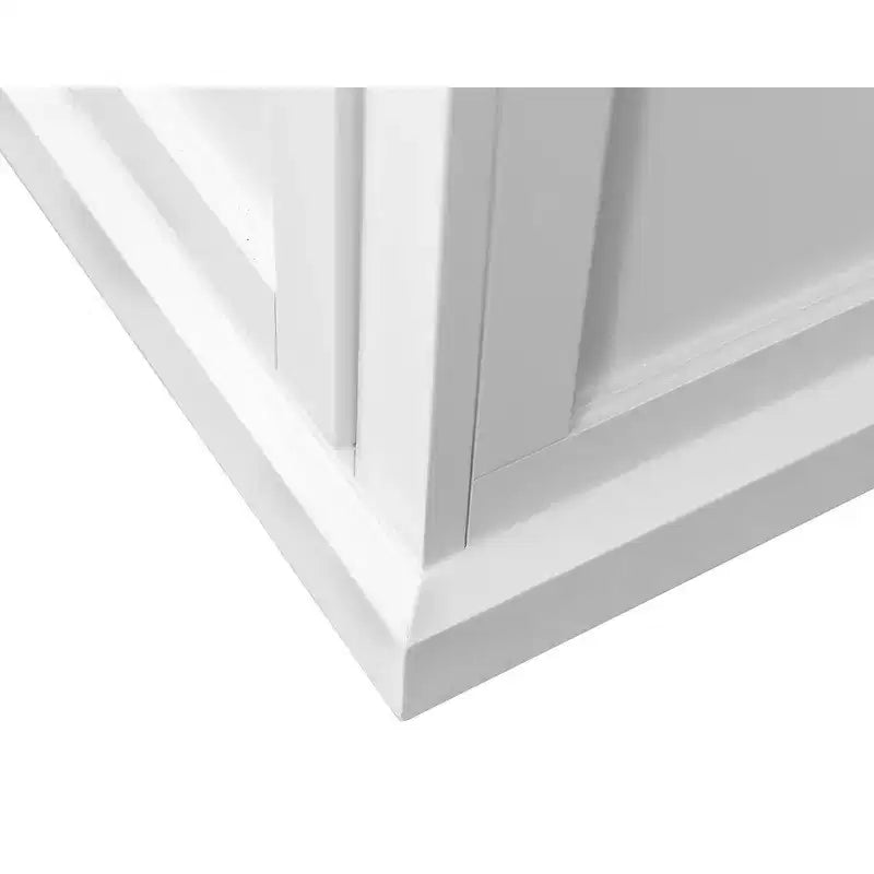 Classeur latéral moderne en bois - blanc, portes de style Shaker, panneaux à lattes, blocs multiprises intégrés