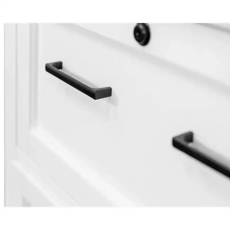 Classeur latéral moderne en bois - blanc, portes de style Shaker, panneaux à lattes, blocs multiprises intégrés