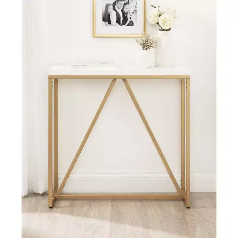 Console rectangulaire 30x10x30 – Blanc et or, piètement en métal géométrique, plateau en MDF